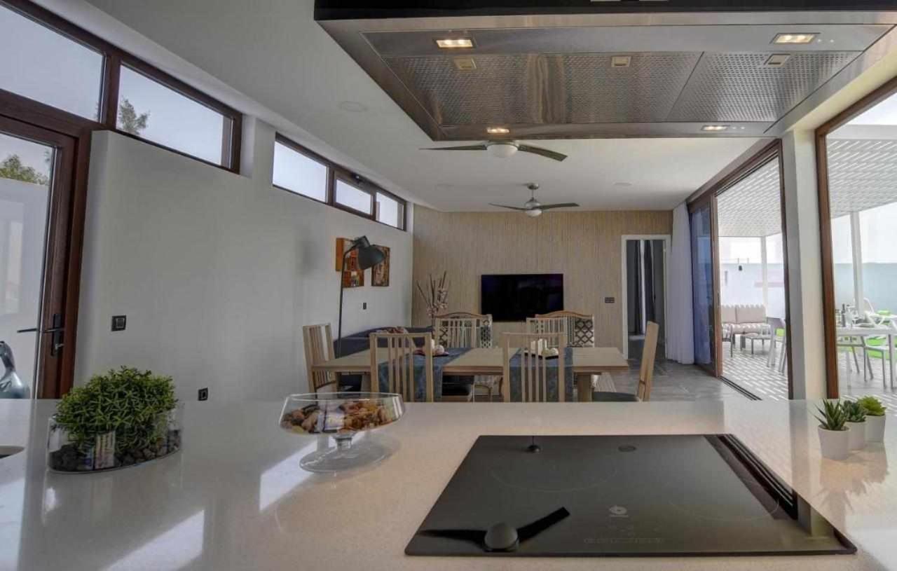 Villa Ponzos Chalet Independiente Y Privado Triquivijate Extérieur photo